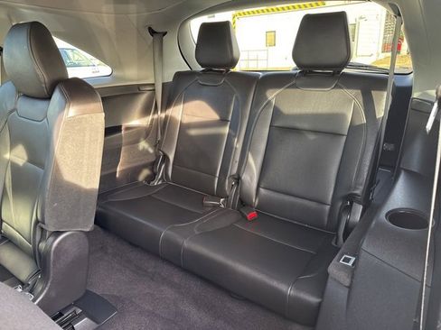 Used 2020 Acura MDX SH-AWD image 28