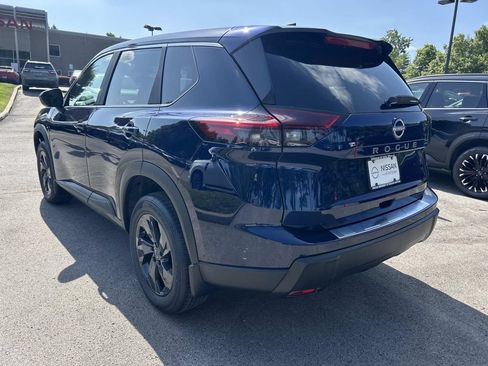 New 2026 Nissan Rogue SV FWD image 5