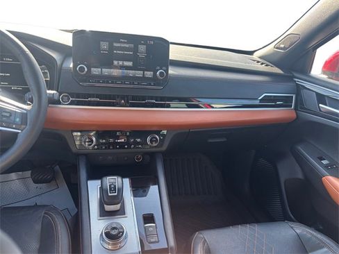 Used 2023 Mitsubishi Outlander SEL image 11