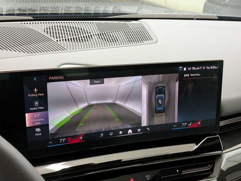 Used 2024 BMW 530i 530i w/ Premium Package image 30