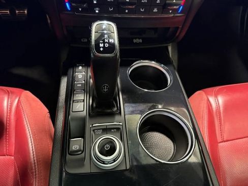 Used 2022 Maserati Ghibli Modena RWD image 28
