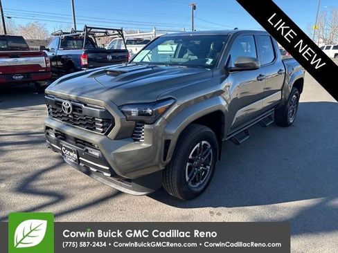 Used 2024 Toyota Tacoma TRD Sport image 1