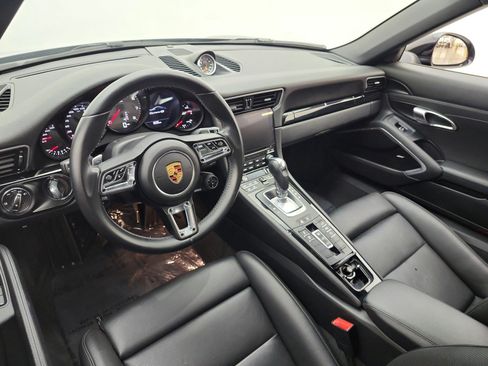 Used 2019 Porsche 911 Carrera 4S AWD/4WD image 14