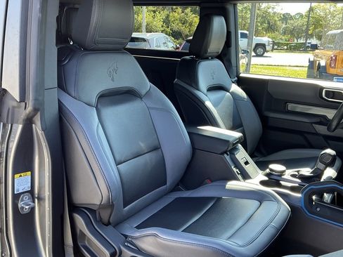 Certified 2022 Ford Bronco Black Diamond w/ Sasquatch Package image 25