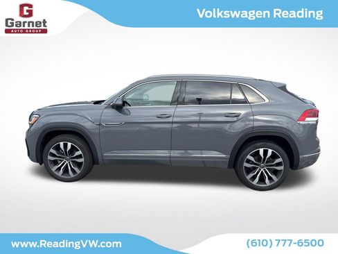 Used 2022 Volkswagen Atlas Cross Sport SEL Premium R-Line AWD/4WD image 2