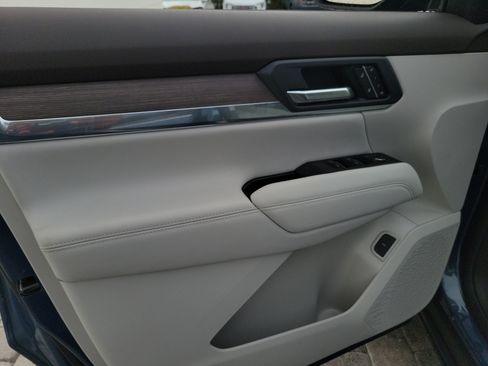 New 2026 GMC Terrain Denali AWD/4WD image 18