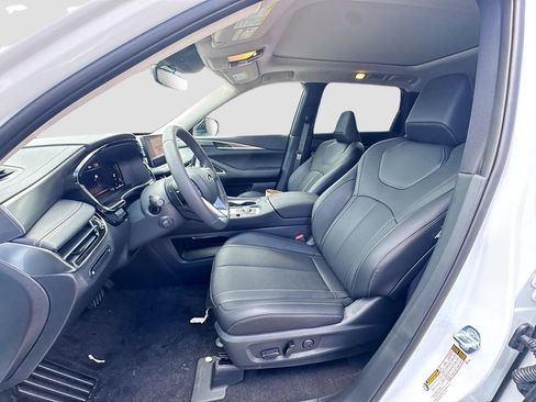 Used 2027 INFINITI QX60 Luxe w/ Cargo Package FWD image 23