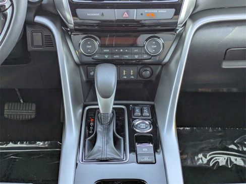 New 2025 Mitsubishi Eclipse Cross SEL image 18