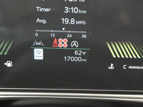 Certified 2025 Kia Sorento EX w/ Panoramic Sunroof Package image 16