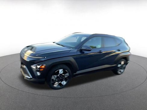 Used 2025 Hyundai Kona SEL image 8