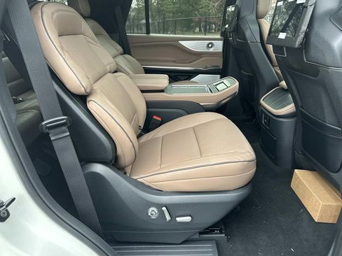 New 2026 Lincoln Navigator Black Label image 15