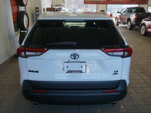 Certified 2025 Toyota RAV4 LE image 14