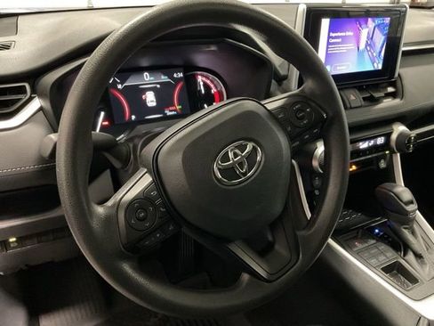 Used 2025 Toyota RAV4 XLE image 13