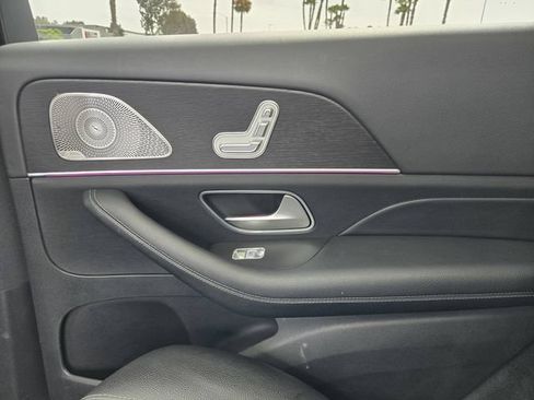 Used 2023 Mercedes-Benz GLS 450 4MATIC image 13