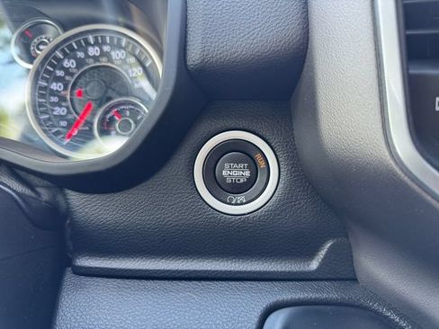 Used 2019 RAM 2500 Big Horn AWD/4WD image 18