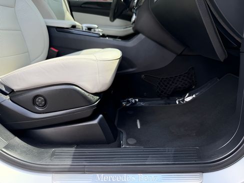 Used 2018 Mercedes-Benz GLS 450 4MATIC image 34