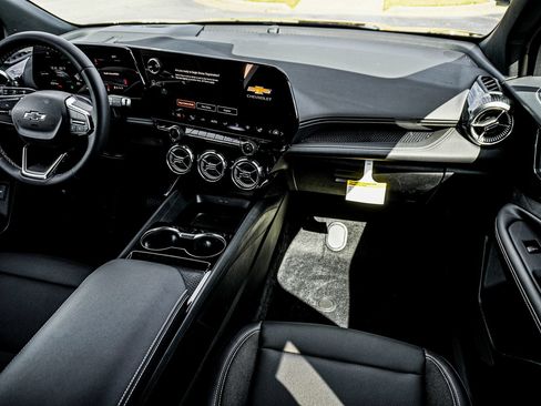 New 2026 Chevrolet Blazer EV LT FWD image 21