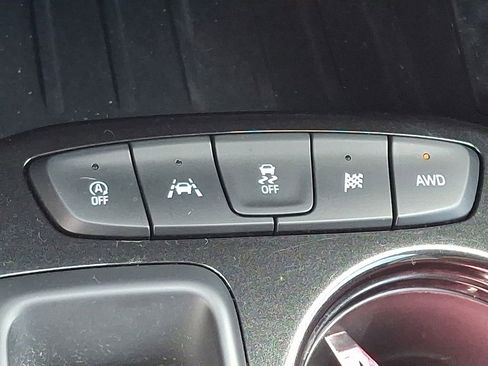 Certified 2023 Chevrolet TrailBlazer LT w/ Convenience Package AWD/4WD image 25