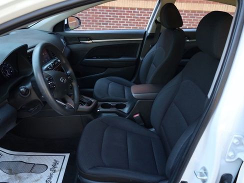 Used 2019 Hyundai Elantra SEL w/ Cargo Package image 14