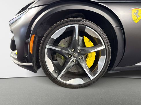 Used 2024 Ferrari Purosangue image 12