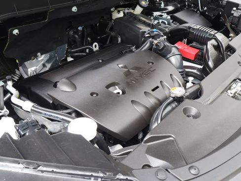 Used 2026 Mitsubishi Outlander Sport ES AWD/4WD image 13