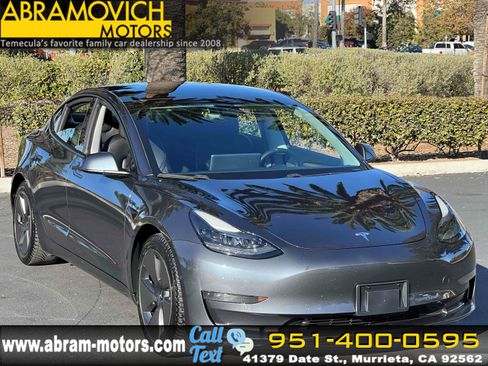 Used 2021 Tesla Model 3 Standard Range Plus image 1