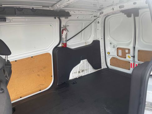 Used 2015 Ford Transit Connect XL image 14
