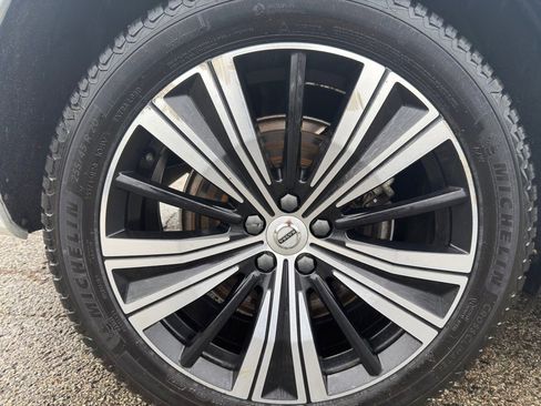 Used 2022 Volvo XC60 T8 Inscription w/ Advanced Package image 9