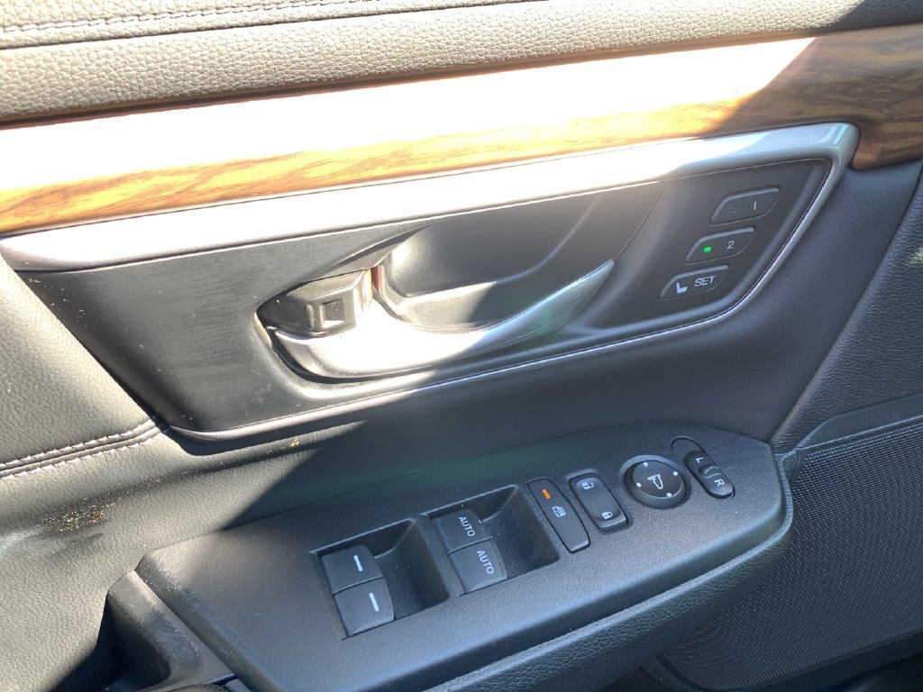 Used 2021 Honda CR-V EX-L image 17