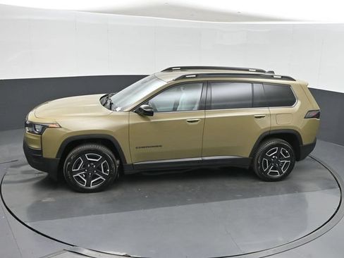 New 2026 Jeep Cherokee Laredo AWD/4WD image 37