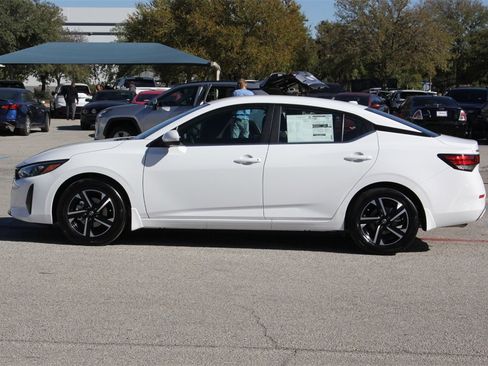 New 2025 Nissan Sentra SV image 7