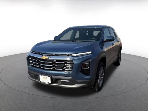 Used 2025 Chevrolet Equinox LT image 7