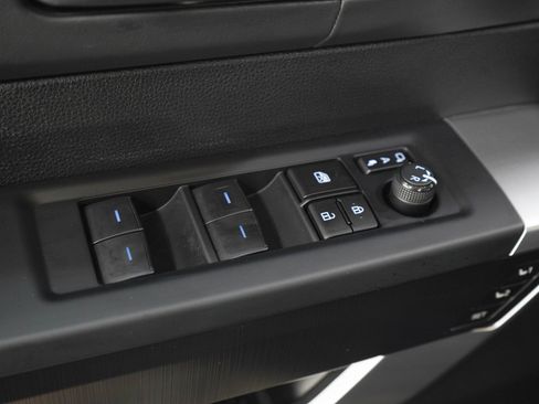 Used 2023 Toyota Tundra Platinum AWD/4WD image 23