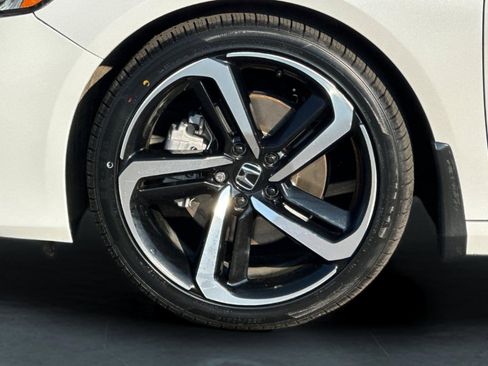 Certified 2021 Honda Accord Sport image 25