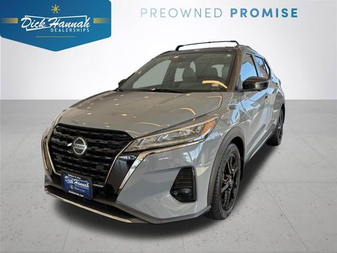 Used 2021 Nissan Kicks SR w/ SR Premium Package FWD image 1