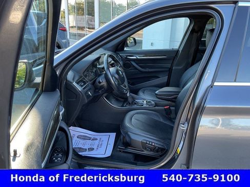 Used 2017 BMW X1 xDrive28i AWD/4WD image 30