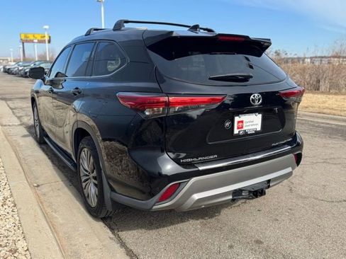 Used 2022 Toyota Highlander Platinum image 51
