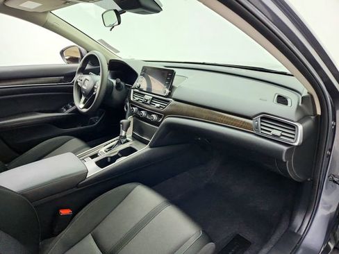 Used 2020 Honda Accord EX image 13