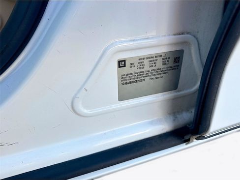 Used 2013 Buick LaCrosse image 28