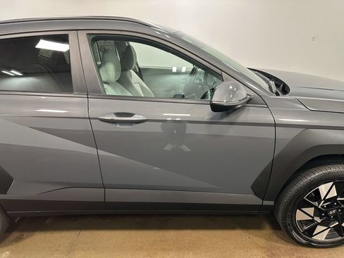Used 2025 Hyundai Kona SEL AWD/4WD image 38