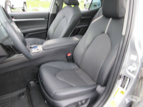 Used 2024 Toyota Camry XSE w/ Cold Weather Package FWD image 20