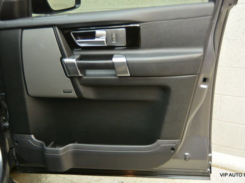 Used 2016 Land Rover LR4 HSE image 8