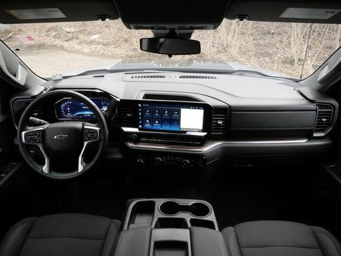 Used 2024 Chevrolet Silverado 1500 LT Trail Boss image 17