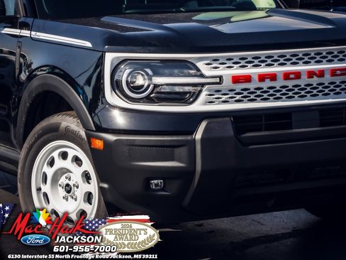 Certified 2025 Ford Bronco Sport Heritage w/ Convenience Package AWD/4WD image 3