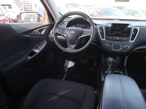Used 2024 Chevrolet Malibu LT FWD image 22