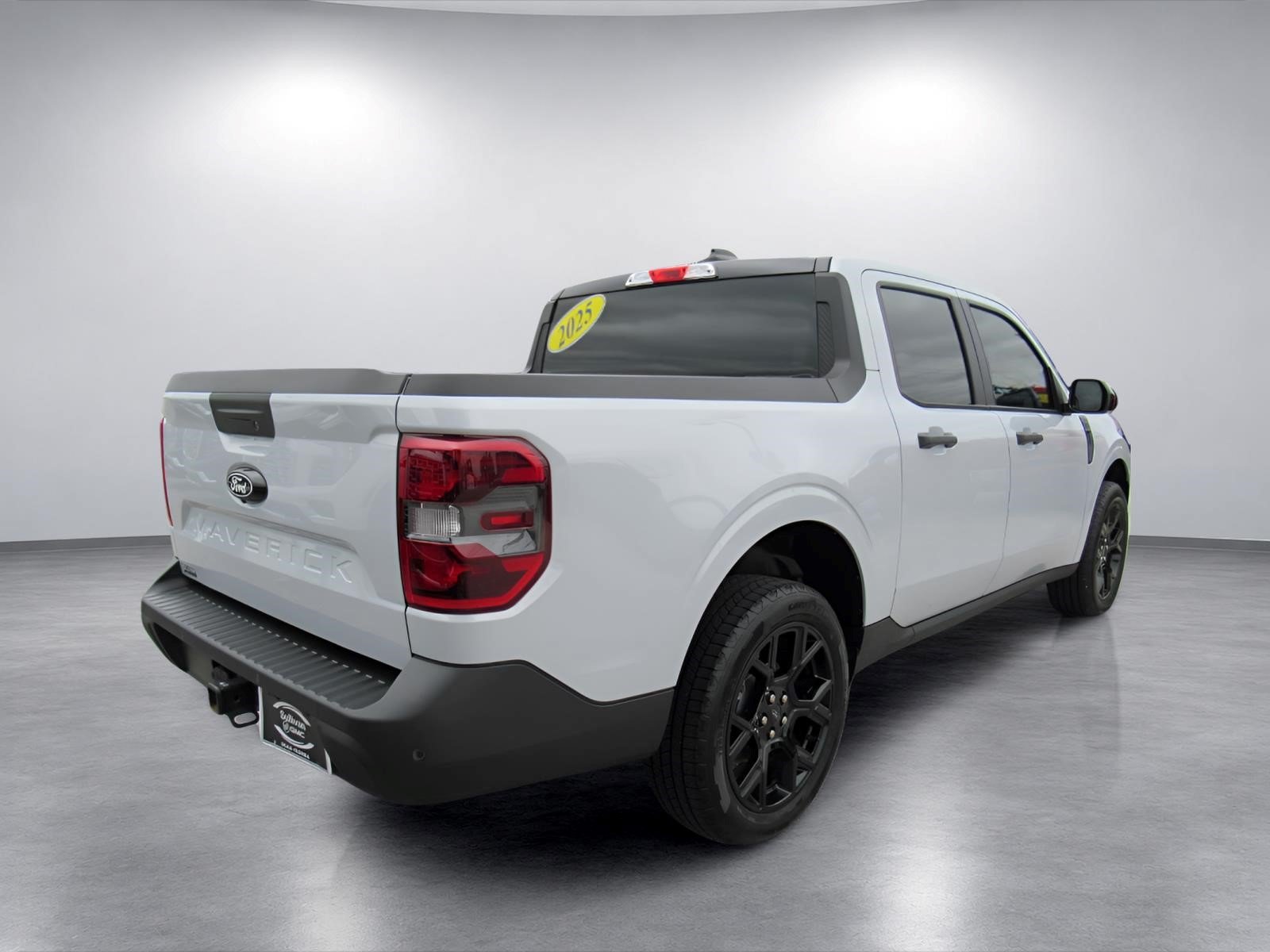 Used 2025 Ford Maverick XLT w/ Black Appearance Package AWD/4WD image 6