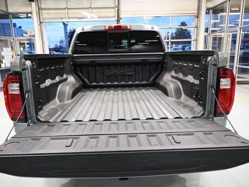 New 2026 GMC Canyon Elevation w/ Convenience Package image 7