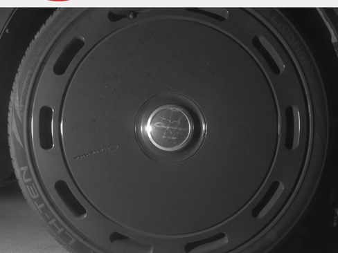 Used 2024 BMW 740i image 10