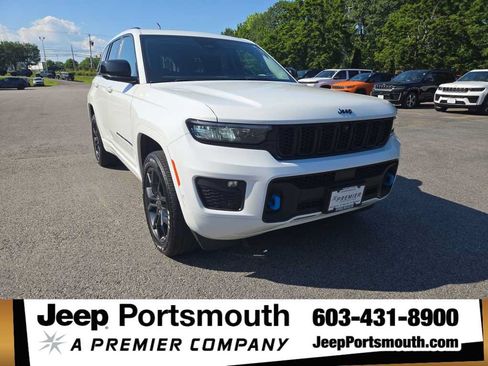 Used 2023 Jeep Grand Cherokee 30th Anniversary AWD/4WD image 1
