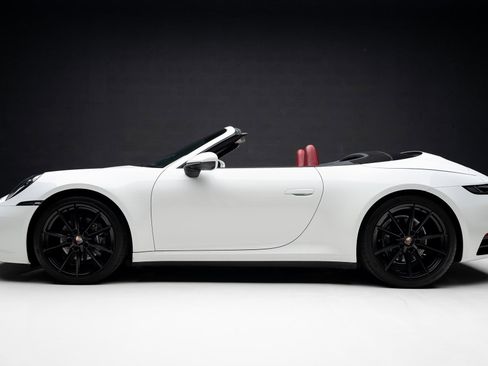 Used 2020 Porsche 911 Carrera image 18